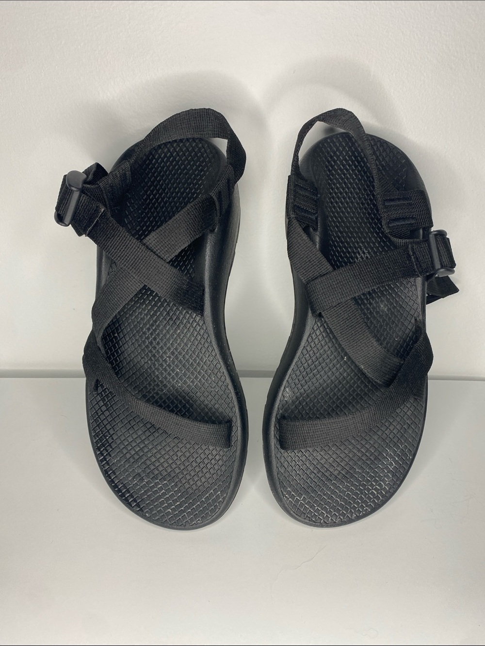 Chaco Z/Cloud 2 Sandals Women’s 9 Black Toe Loop Hiking Outdoor Gorpcore